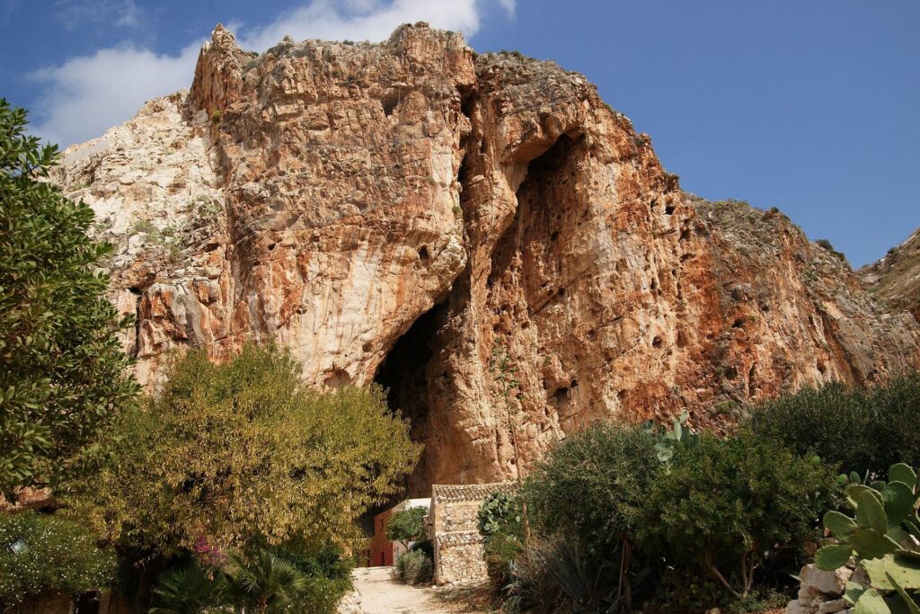Grotta Mangiapane o Grotte di Scurati